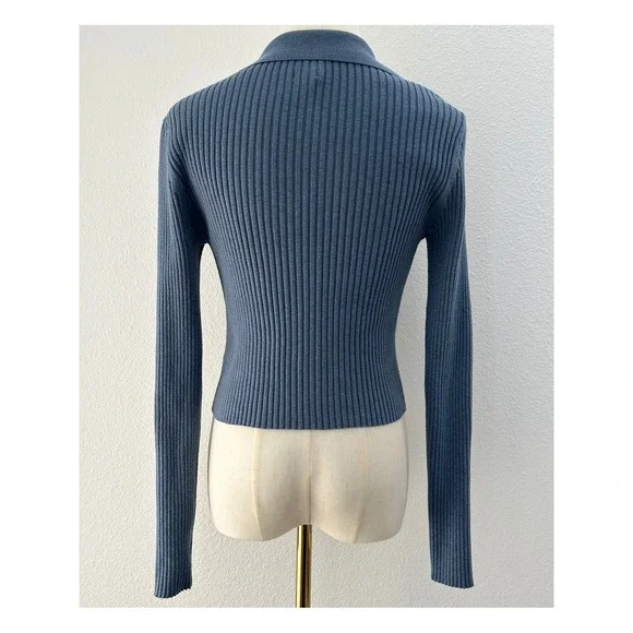 Aerie Collared Cropped Button Down Cardigan M Blue 90s Preppy Clean Girl - Picture 2 of 10